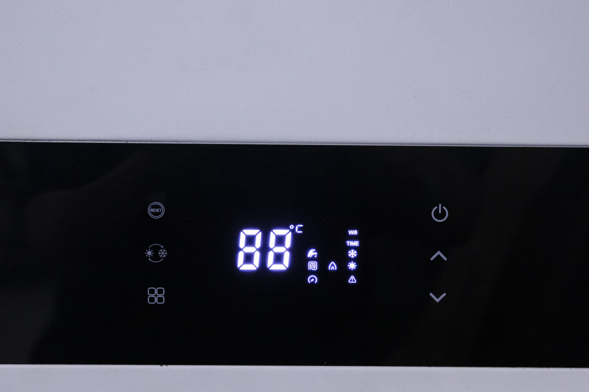 Газовый котел HUBERT AGB 18DP настенный