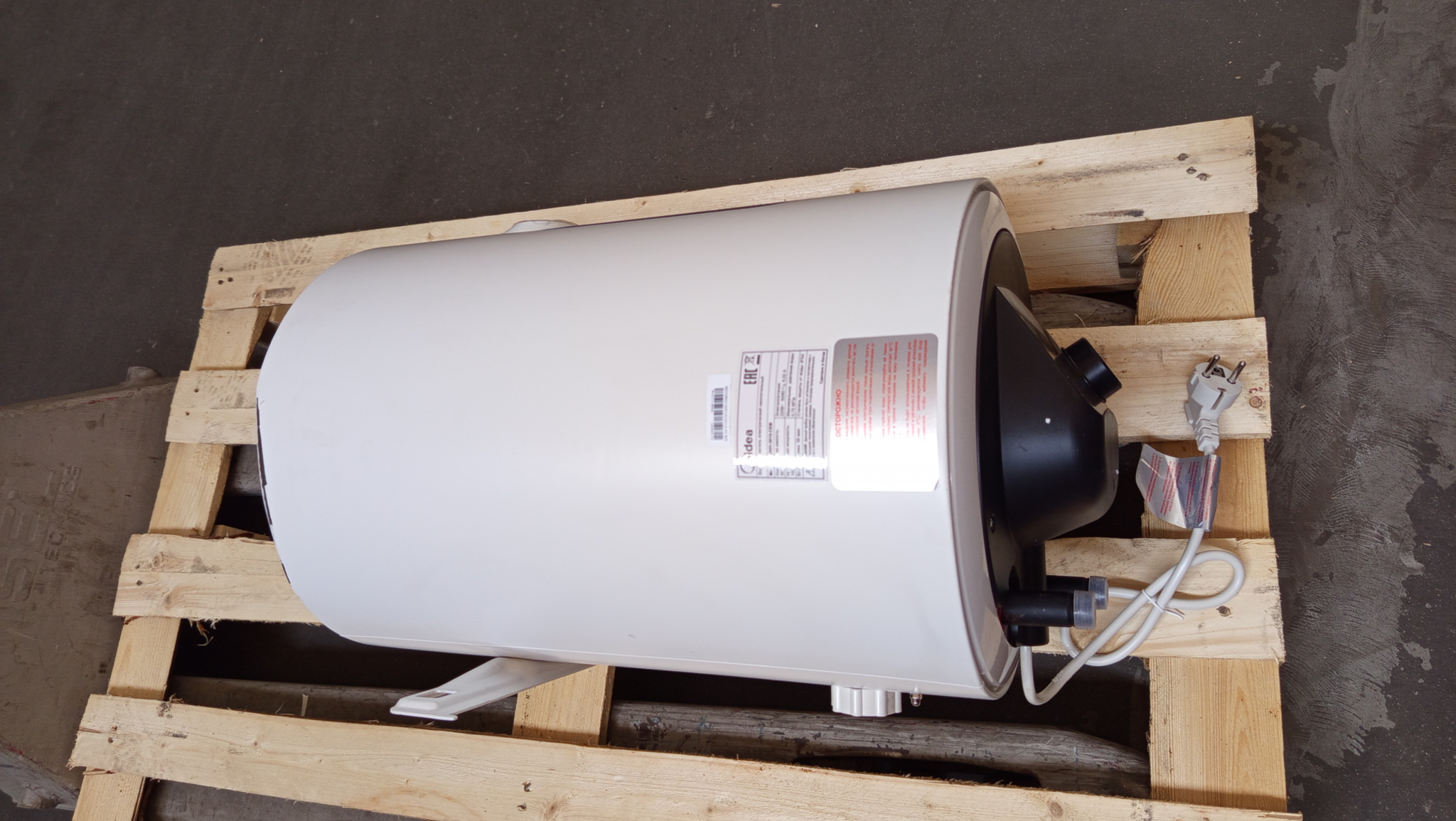 Водонагреватель накопительный Midea MWH-3015-CEM УЦЕНЁННЫЙ ТОВАР